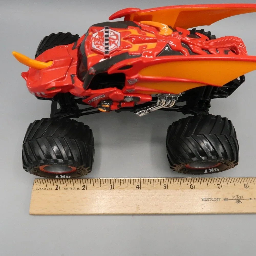 Hot Wheels Monster Jam Bakugan Dragonoid 1:24 Monster Truck